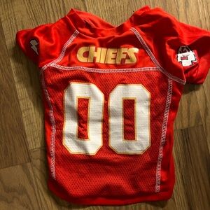 Chiefs jersey dog or cat